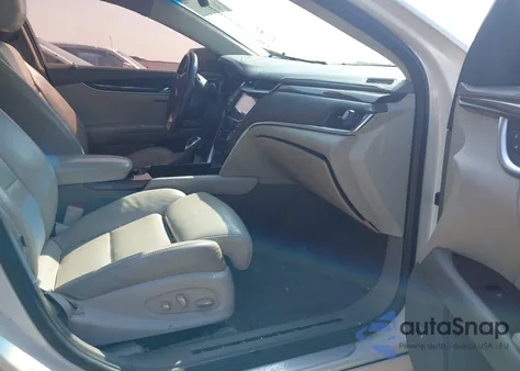 2013 Cadillac Xts Platinum z USA, uszkodzony, nr VIN 2G61V5S37D9109385